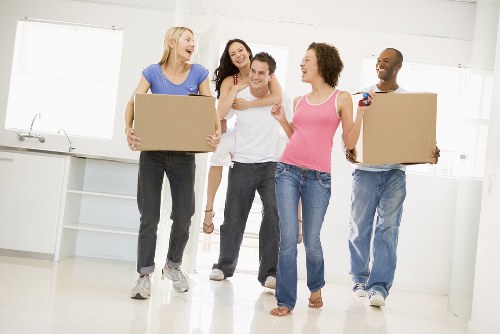 Moving van service in Queensbury for home and business transport