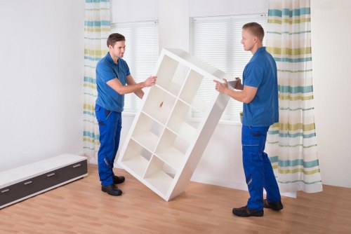 Furniture pick-up and small-item van transport